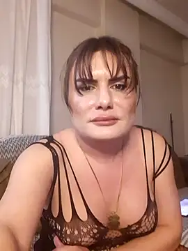 Snapshot of Trans_Mahsen chatting on 12/19/25, 05:53 Trans Mahsen online show from 12/19/25, 05:53