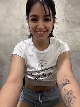 1evelinewood online show from 03/03/25, 05:18