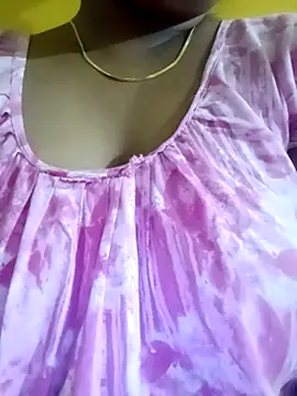 Snapshot of ITZ_YUVIKA chatting on 10/30/25, 02:07 ITZ YUVIKA online show from 10/30/25, 02:07