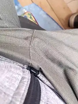 szabi1995 online show from 10/17/25, 12:30