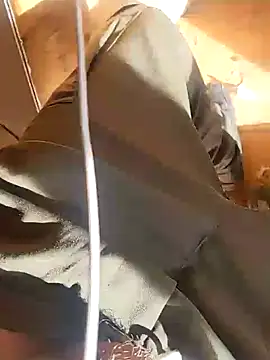 szabi1995 online show from 10/31/25, 12:17