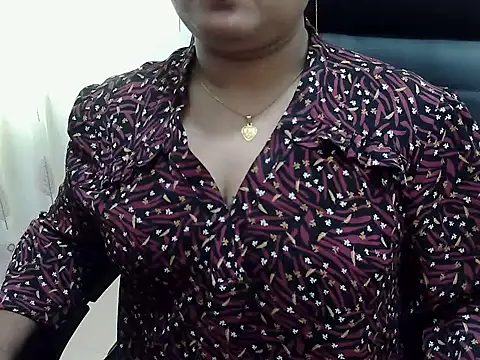Snapshot of SexyRani2000 chatting on 05/04/26, 07:59 SexyRani2000 online show from 05/04/26, 07:59