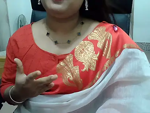 Snapshot of SexyRani2000 chatting on 06/24/26, 06:29 SexyRani2000 online show from 06/24/26, 06:29