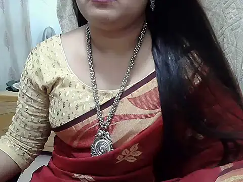 Snapshot of SexyRani2000 chatting on 06/28/26, 04:24 SexyRani2000 online show from 06/28/26, 04:24