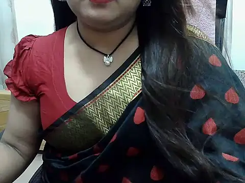 Snapshot of SexyRani2000 chatting on 07/19/26, 03:38 SexyRani2000 online show from 07/19/26, 03:38