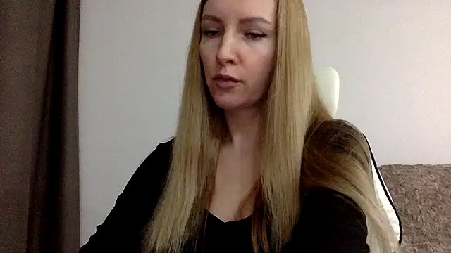 Snapshot of Neralith chatting on 04/26/26, 07:00 Neralith online show from 04/26/26, 07:00