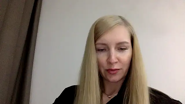 Snapshot of Neralith chatting on 06/21/26, 07:27 Neralith online show from 06/21/26, 07:27