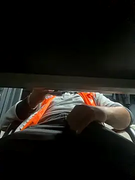 arasazgin online show from 10/22/25, 04:07