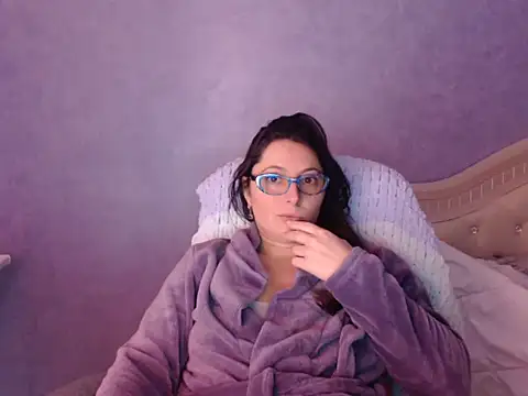 LuckyLisa23 online show from 02/08/26, 04:10