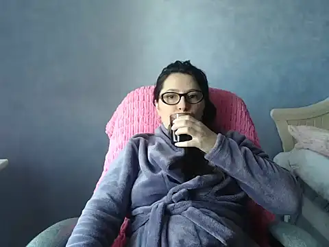 LuckyLisa23 online show from 04/17/26, 10:29