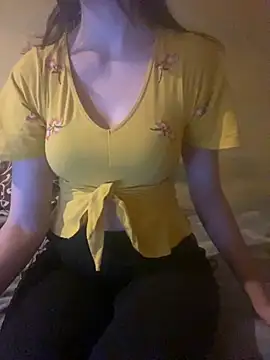 KittieCreme online show from 12/05/25, 02:47