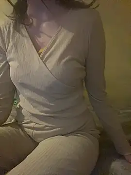 KittieCreme online show from 02/10/26, 03:16