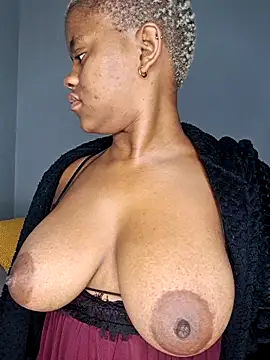 certifiedhottie2025 online show from 03/07/26, 04:31