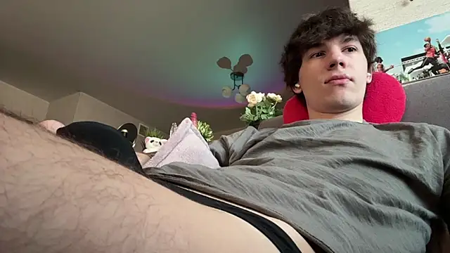 Jeremy1Scott online show from 03/07/26, 04:42