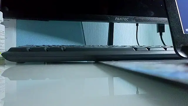 Snapshot of MissPompadure chatting on 10/22/25, 03:56 MissPompadure online show from 10/22/25, 03:56