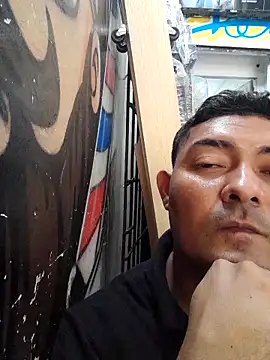 sexyandres 23 online show from 10/17/25, 03:47