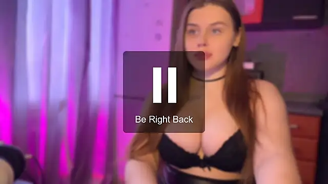 RinaKai online show from 10/28/25, 01:36