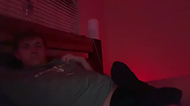 eddieeeeee1232 online show from 10/26/25, 03:45