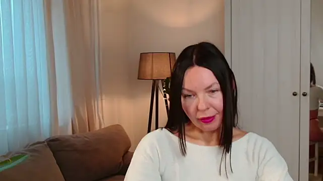 LittleNicolee online show from 12/15/25, 01:04