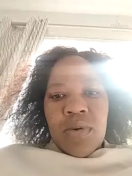 Snapshot of CaramelBoootie chatting on 11/06/25, 07:53 CaramelBoootie online show from 11/06/25, 07:53