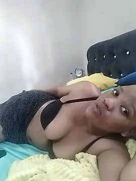 CaramelBoootie online show from 01/11/26, 02:00