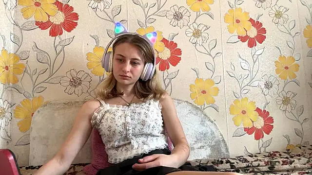 AmeliLia online show from 03/30/26, 09:10