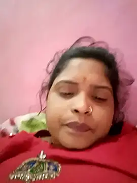 Snapshot of Manya_cute chatting on 10/19/25, 02:12 Manya cute online show from 10/19/25, 02:12