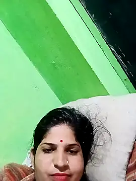 Karishma cute online show from 11/17/25, 12:38