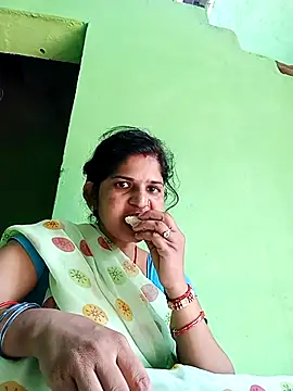 Karishma cute online show from 11/22/25, 06:45