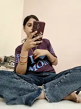 Snapshot of Nitya_hot chatting on 04/05/26, 04:37 Nitya hot online show from 04/05/26, 04:37
