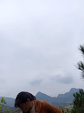 siusiu-00 online show from 11/21/25, 02:54