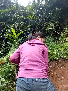 siusiu-00 online show from 12/05/25, 01:25