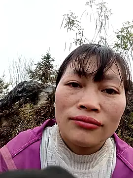 siusiu-00 online show from 12/20/25, 01:12