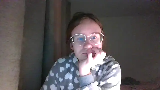 LuckySLove online show from 01/12/26, 05:07