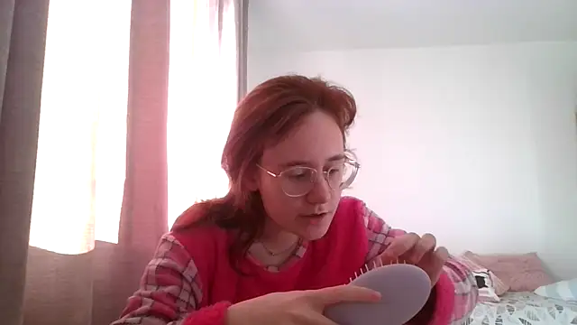 Snapshot of LuckySLove chatting on 04/11/26, 03:49 LuckySLove online show from 04/11/26, 03:49