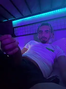 Snapshot of shadespider chatting on 03/22/26, 12:52 shadespider online show from 03/22/26, 12:52