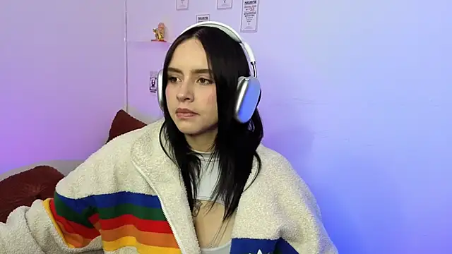 Emily Lindey online show from 02/07/26, 02:26