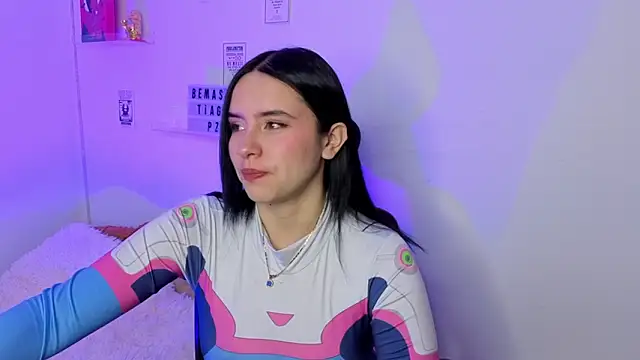 Emily Lindey online show from 03/17/26, 06:17