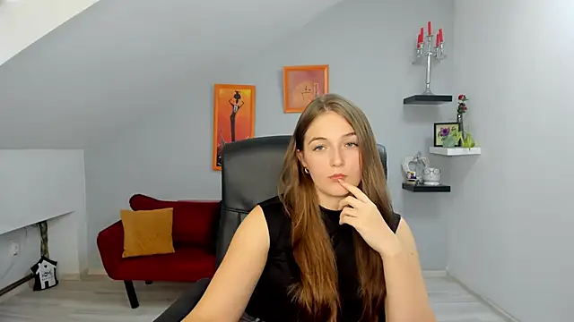 Snapshot of AnneWilsonn chatting on 10/14/25, 10:49 AnneWilsonn online show from 10/14/25, 10:49