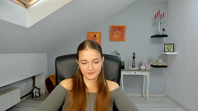 Snapshot of AnneWilsonn chatting on 11/06/25, 12:17 AnneWilsonn online show from 11/06/25, 12:17