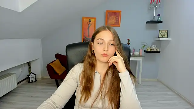 Snapshot of AnneWilsonn chatting on 11/10/25, 12:26 AnneWilsonn online show from 11/10/25, 12:26