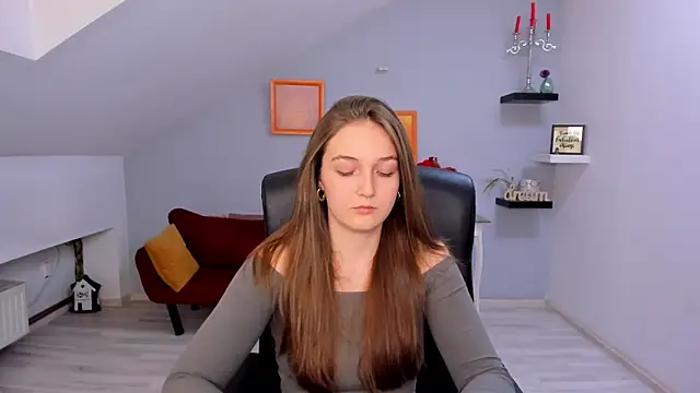 Snapshot of AnneWilsonn chatting on 02/23/26, 12:13 AnneWilsonn online show from 02/23/26, 12:13