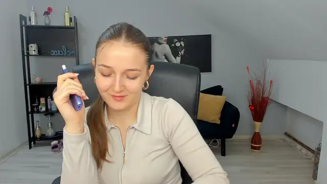 AnneWilsonn online show from 03/10/26, 06:29