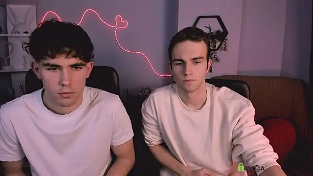 astren villo online show from 02/02/26, 01:54