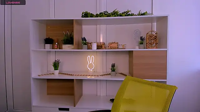 sendi cais online show from 11/14/25, 07:07