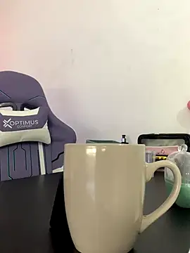 La-Gatiita-trans online show from 11/15/25, 02:24