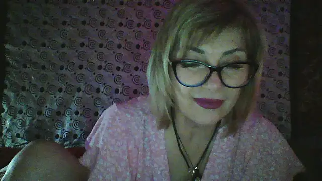 Lia Ray online show from 12/03/25, 08:29