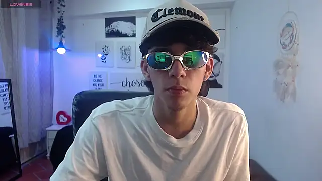 AmethystShadow17 online show from 02/06/26, 07:39