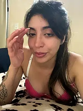 sofiasekrets online show from 11/21/25, 04:11