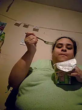 BigBusty VoluptuousMilfX online show from 12/17/25, 09:21